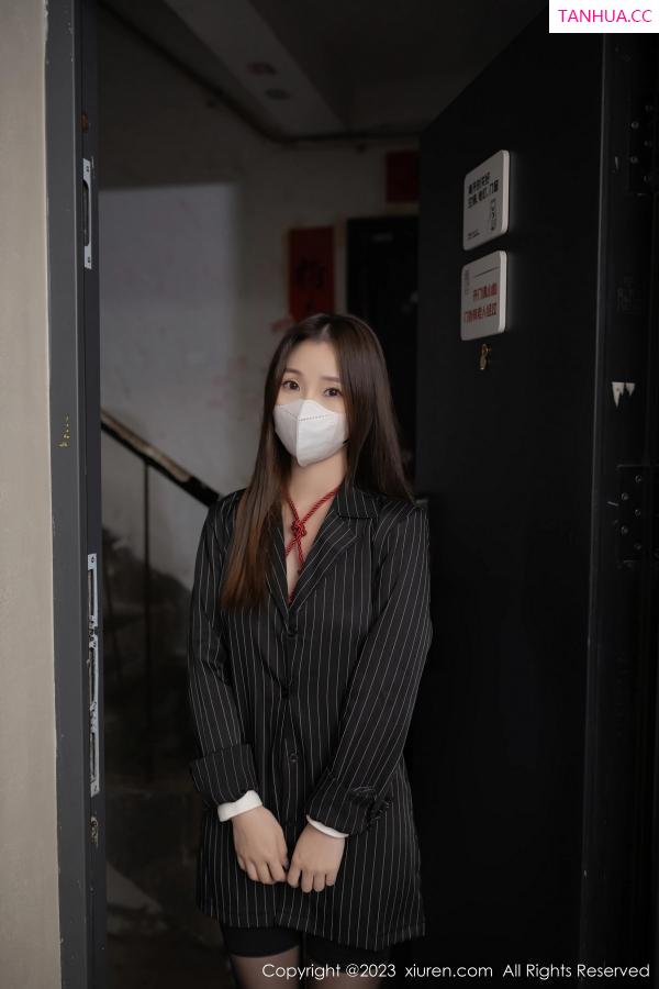   [XiuRen]高清写真图 2023.07.26 No.7141 杏子Yada 情趣捆绑第2张图片